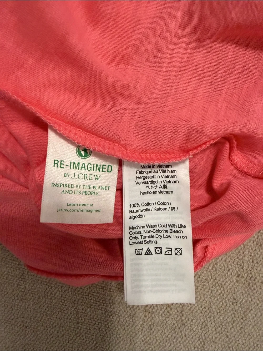 100% Cotton J. Crew Coral Pink V-Neck Short Classic Short Sleeve Tee